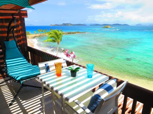 Red Hook Resort | 2BR Luxury Beachfront Duplex Villa on Sapphire Beach III