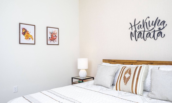 Four Corners Condo | 2BR Luxury Condo: Game Room, Pool, Disney Close