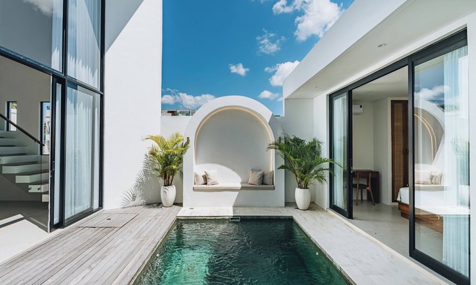Munggu Villa | 2BR Serenity Villa in Seseh – Near the Beach Hybrid