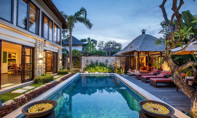 Petitenget Villa | 2BR Villa - A few steps away from the famous Petitenget Beach!