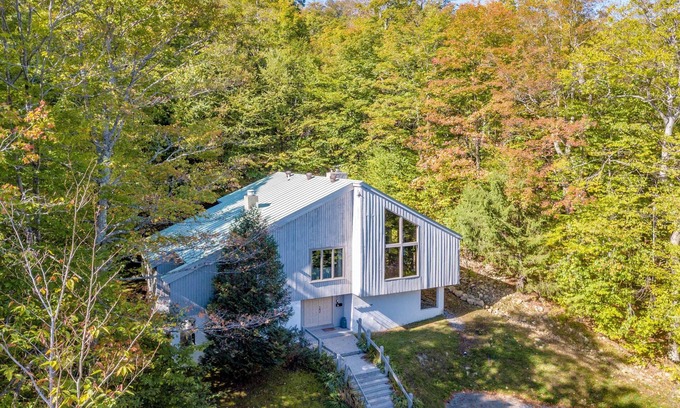 Stratton Mountain House | 2Free Nights,Stratton Mtn,Hot Tub,Sauna,Shuttle,