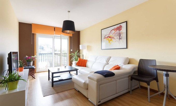 Malpica de Bergantinos Apartment | 2J - APARTMENT WITH TERRACE ON THE BEACH