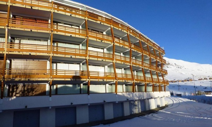 Jeux Apartment | 2nd floor, balcony, tv, ski locker, 30m², Alpe d'Huez
