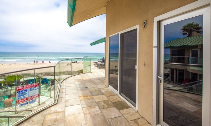 Central Mission Beach Condo | 2nd Floor Surf Rider Condo In Mission Beach - Hot Tub And Ocean View
