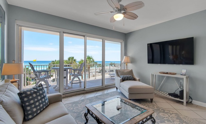 Sandestin Condo | 2ND FLOOR UNIT OVERLOOKING THE POOL & GULF!