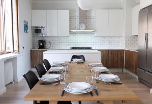 Toolo Apartment | 2ndhomes Luxurious 144 m2 Stylish 3 Bedroom Center Apartment