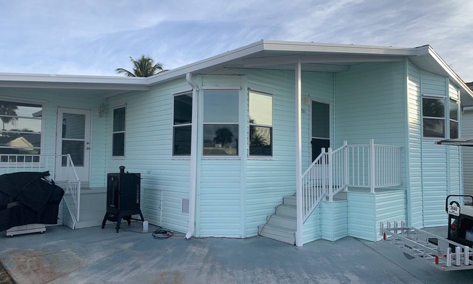 Nettles Island House | 3/2 Beautiful Beach house!