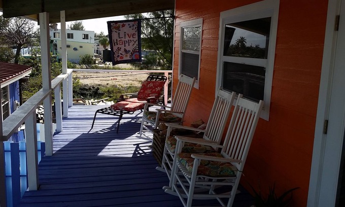 Port Royal House | 3/3 sleeps 7 or add 2 extra rooms to sleep 11 with dockage