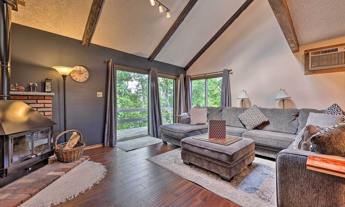 Village at Camelback House | 3 bd 2 bath home at Camelback for year around fun