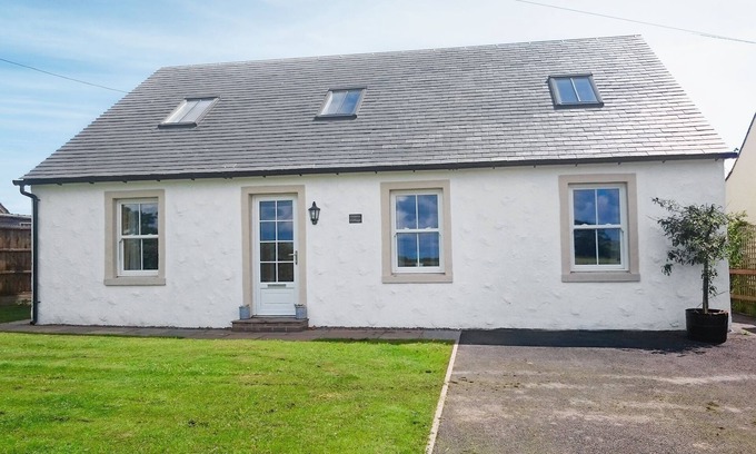 Bankend Cottage | 3 bedroom accommodation in Caerlaverock near Dumfries