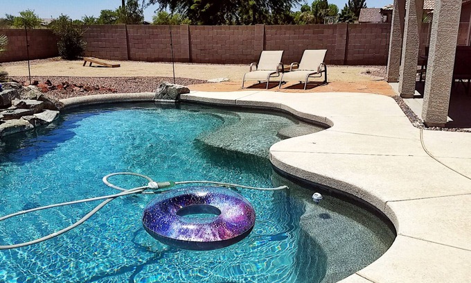 Coronado Ranch House | 3 bed/2 bath in a very nice neighborhood in gilbert