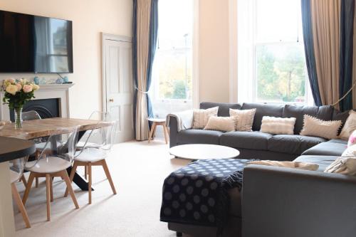 Bath City Centre House | 3-Bed gem with Bath Abbey views