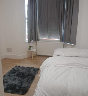 Marlborough Apartment | 3 bed house in Harrow London