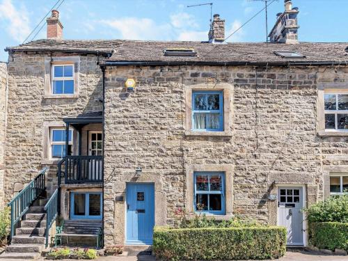 Baslow House | 3 Bed in Baslow PK908