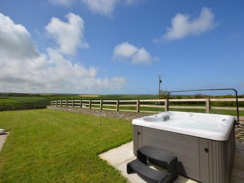 Hartland House | 3 Bed in Hartland GLAKE