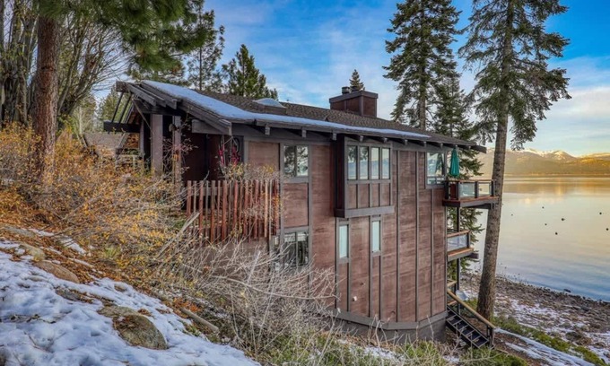 Tahoe City House | 3 Bed Lakefront Townhome @ Chinquapin | Unit 174