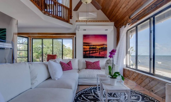 Big Pine Key Cottage | 3 BEDROOM 2.5 BATHROOMS PROPERTY HAS A GUEST COTTAGE