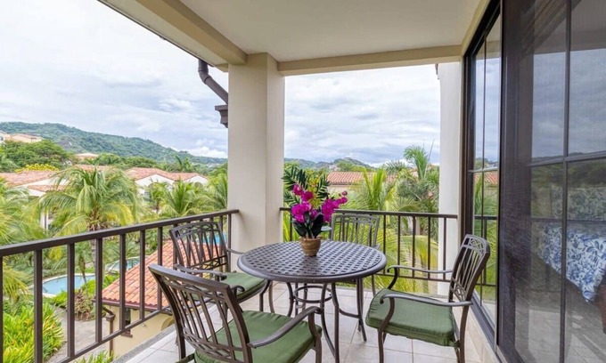 Coco Condo | 3-Bedroom, 2-Bath Condo Overlooking Pool