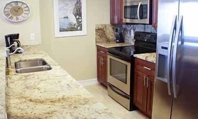 Marco Island Condo | 3 Bedroom, 2 Bath Apollo Oceanfront Condo