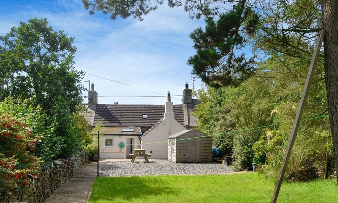 Newton Stewart Cottage | 3 bedroom accommodation in Isle of Whithorn