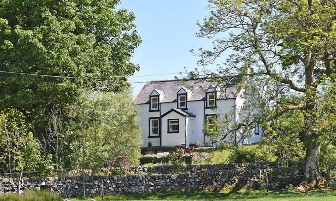Balmaclellan Cottage | 3 bedroom accommodation in Balmaclellan, near Castle Douglas
