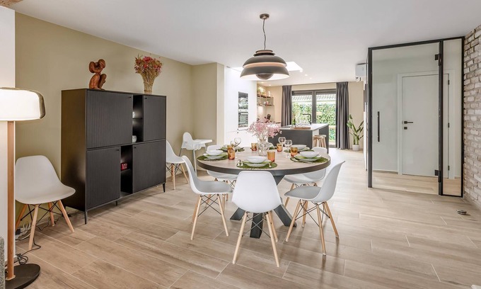Koksijde-Bad Villa | 3 bedroom accommodation in Sint Idesbald