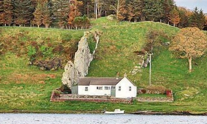 Isle of Seil Cottage | 3 bedroom accommodation in Ardmaddy Castle, near Oban