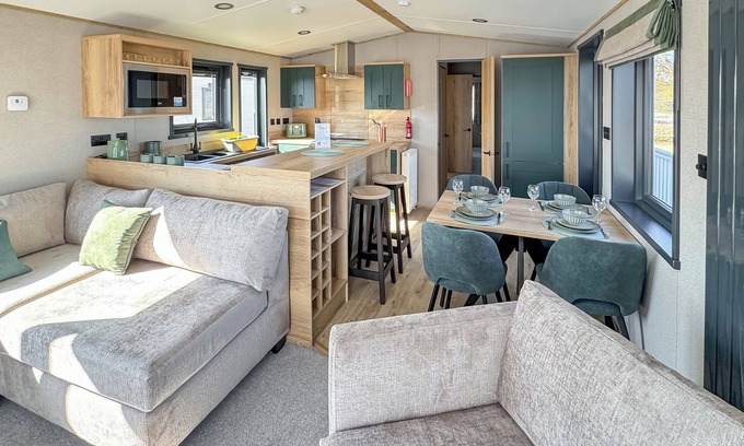 Layer Marney House | 3 bedroom accommodation in Colchester