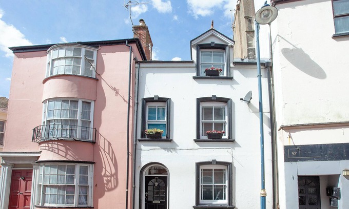 Teignmouth Cottage | 3 bedroom accommodation in Teignmouth