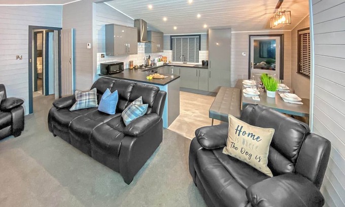 Bethesda Ski Chalet | 3 bedroom accommodation in Snowdonia