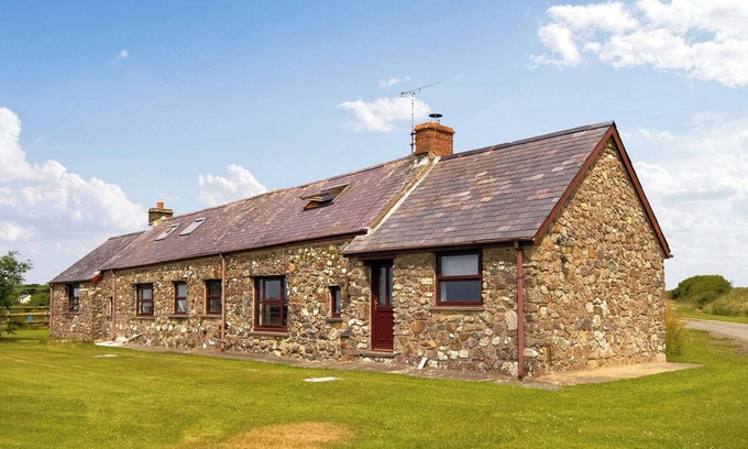 Haverfordwest Cottage | 3 bedroom accommodation in St Davids