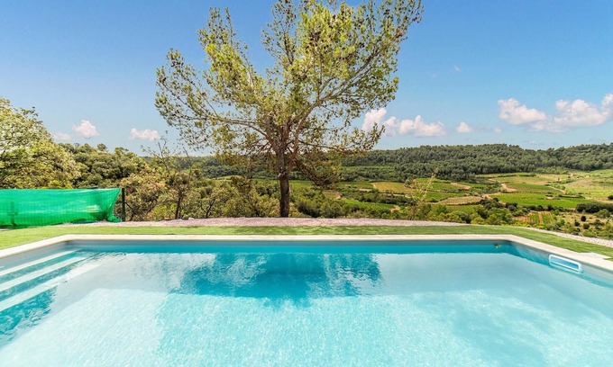 Pierrerue House | 3 bedroom accommodation in Pierrerue