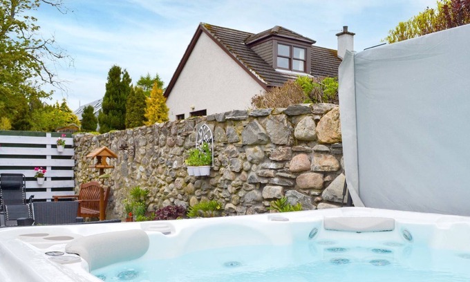 Grantown-on-Spey Cottage | 3 bedroom accommodation in Aviemore