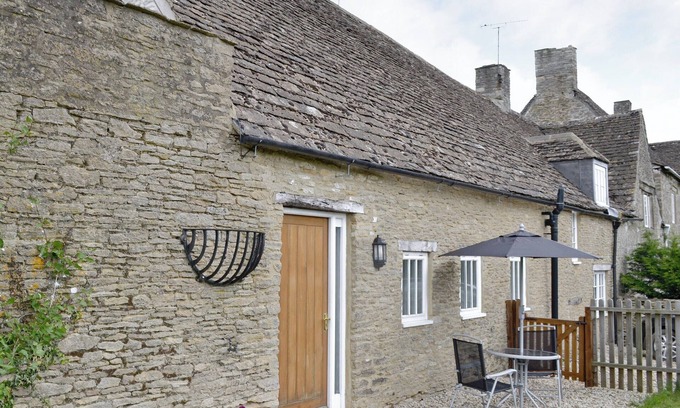 Nettleton Cottage | 3 bedroom accommodation in Sherston, Malmesbury