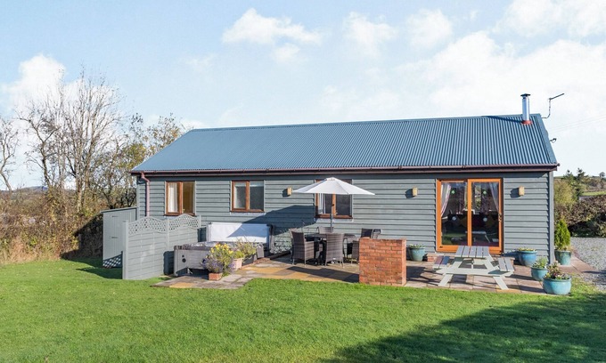 St Harmon Cottage | 3 bedroom accommodation in Rhayader