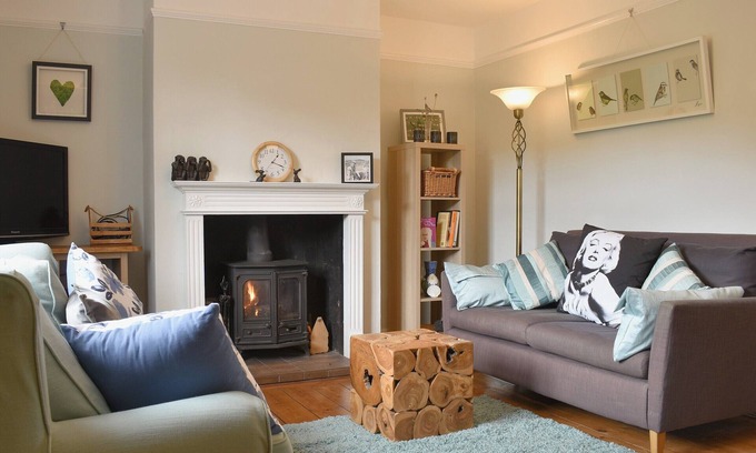 Axmouth Cottage | 3 bedroom accommodation in Axmouth