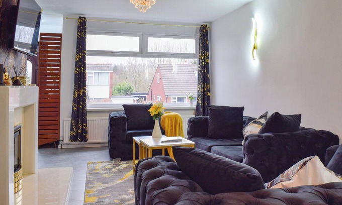 Preston Cottage | 3 bedroom accommodation in Ashton on Ribble, near Preston