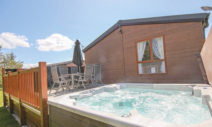 Annan Cabin | 3 bedroom accommodation in Annan