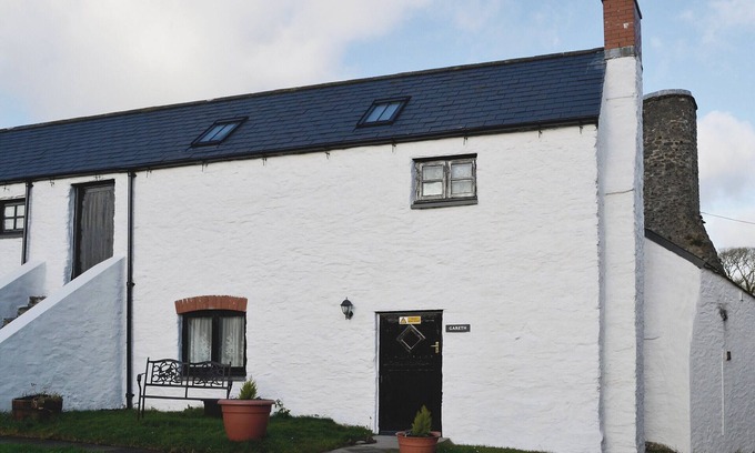Milton Cottage | 3 bedroom accommodation in Milton, near Tenby