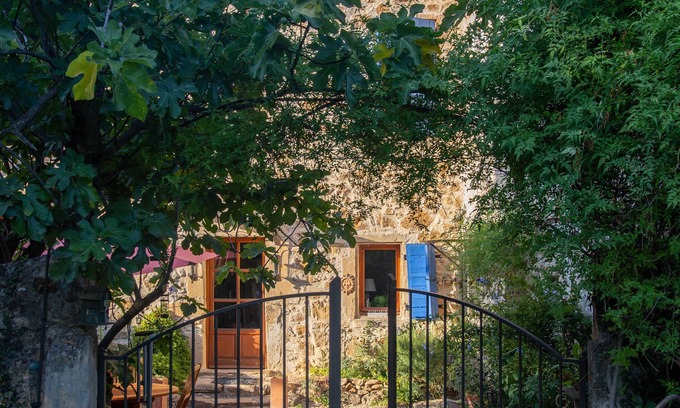 Sabran Other | 3 Bedroom Agritourism property in SABRAN