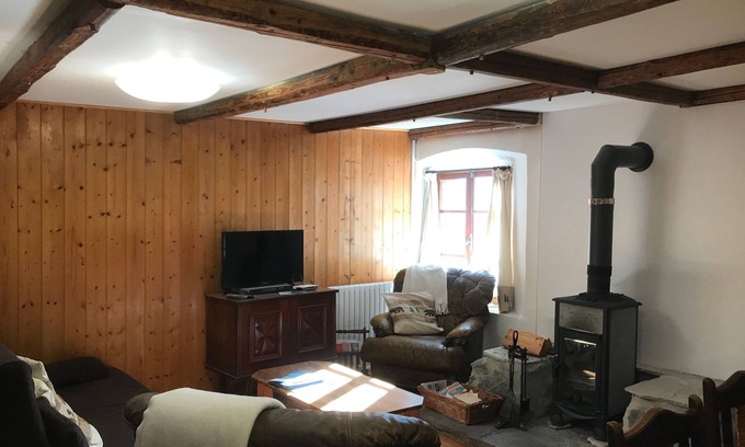 Vallouise-Pelvoux Apartment | 3 bedroom apartment in Vallouise near the village center - "Wave"