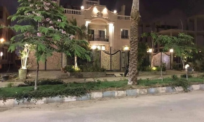 6th of October City Apartment | 3-bedroom apartment in a compound next to Palm Hills