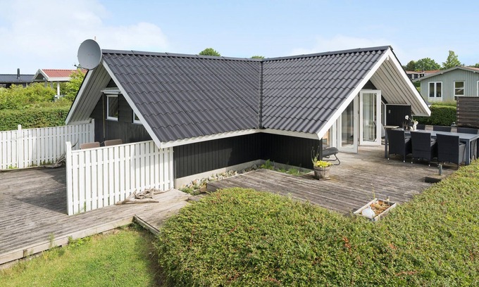 Horsens House | 3 bedroom awesome home in Juelsminde