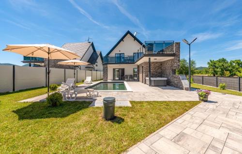 Gospic House | 3 Bedroom Awesome Home In Debelo Brdo