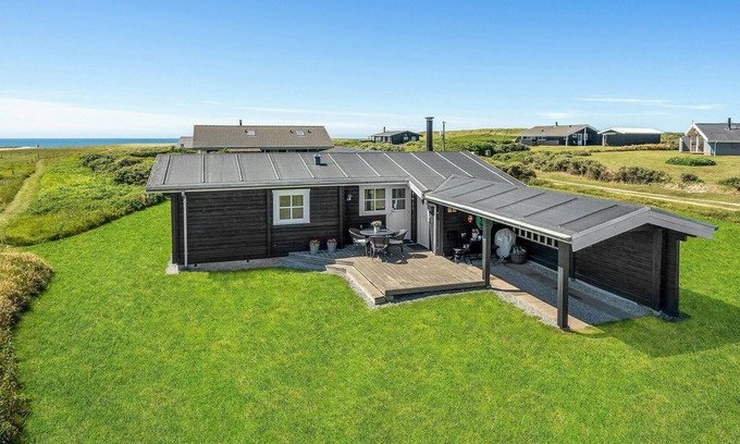 Nørre Lyngby House | 3 bedroom awesome home in Løkken