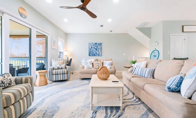 Ono Island House | 3-bedroom beach home with pools, golf, and dining