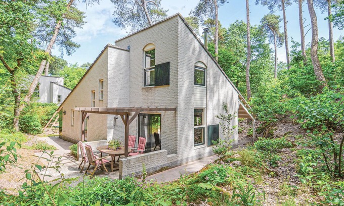 Nunspeet House | 3 bedroom beautiful home in Nunspeet