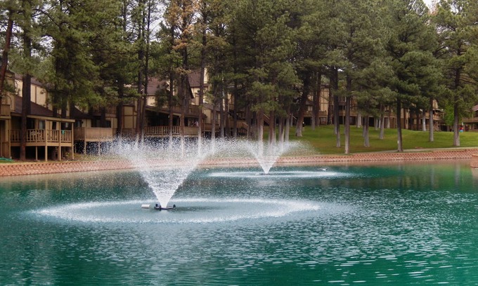 Ruidoso Cabin | 3-bedroom condo in fabulous Innsbrook Village Country Club Ruidoso with AC