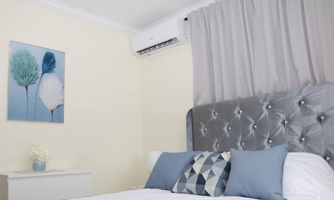 Bonao House | 3 Bedroom Family Friendly House 15 mins from Rivers!