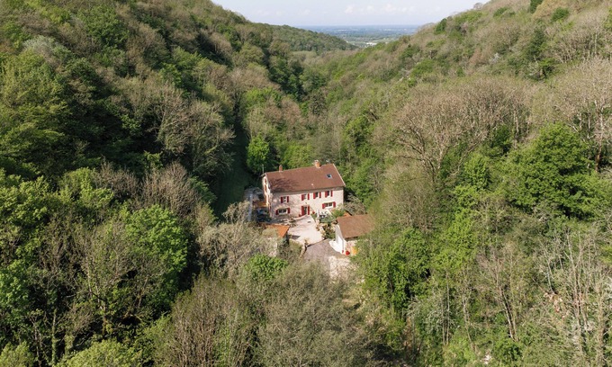 Montagna-le-Reconduit House | 3 Bedroom Private vacation home in Montagna-le-Reconduit